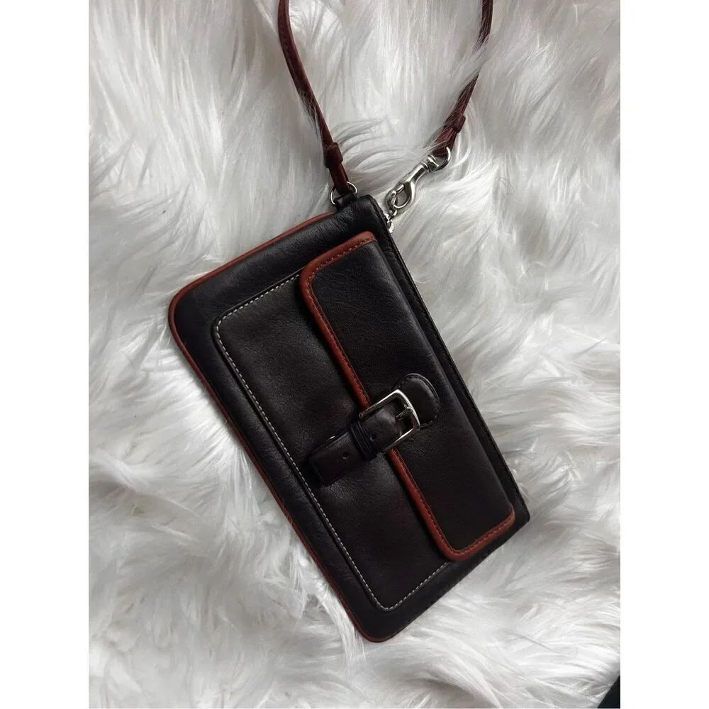 Coach vintage brown real leather clutch